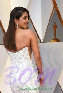 Priyanka Chopra back style in Oscar 2017