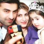Ranbir Kapoor with his sister and niece in this selfie