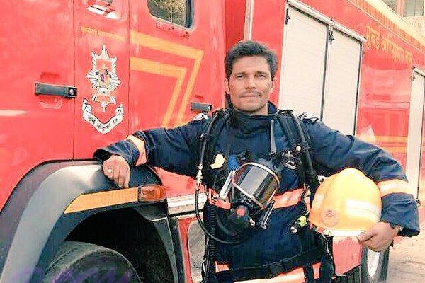 Randeep Hooda in a fire brigade worker outfit