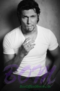 Randeep Hooda smoking hot