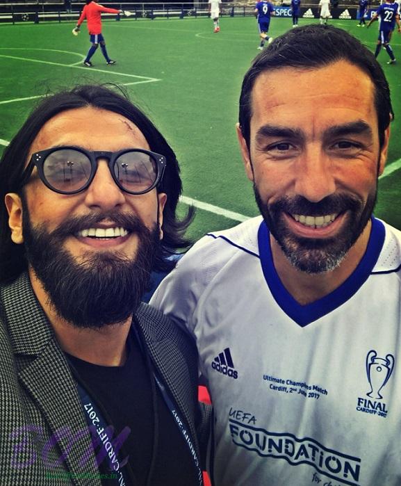 Ranveer Singh selfie with Robert Pires