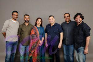 Rishi Kapoor and Juhi Chawla to star together in a family comedy directed by debutant Hitesh Bhatia