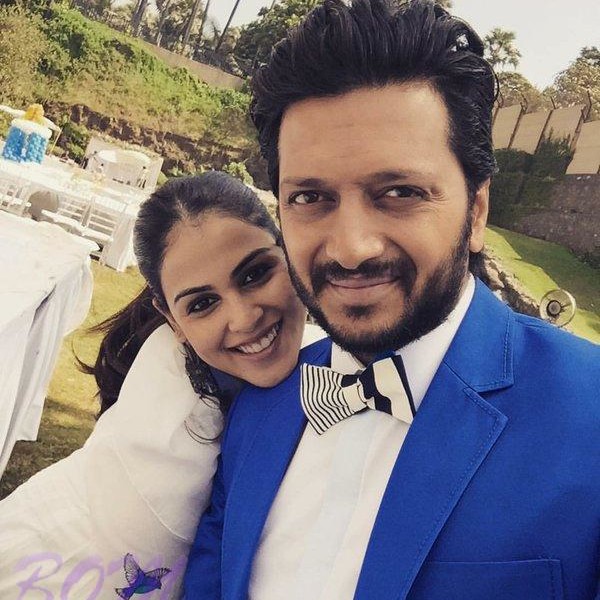 Riteish Deshmukh Valentine Day 2016 selfie