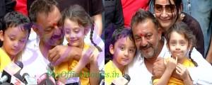 Sanjay Dutt with his wife and kids when addressing to media on release day