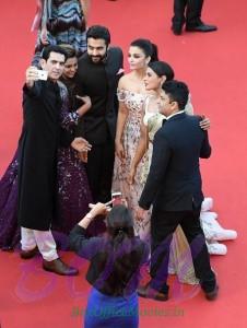 Sarbjit movie team selfie on the red carpet at Cannes 2016
