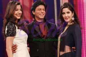 Shah Rukh Khan with Anushka Sharma and Katrina Kaif.