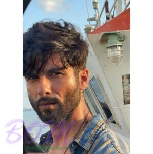 Shahid Kapoor trying to to allure his fans with this new look