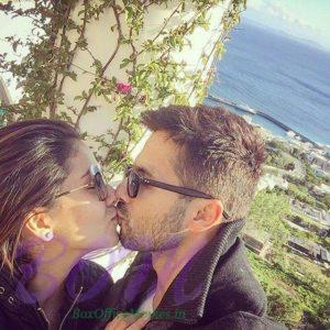 Shahid Kapoor kisses Mira Rajpoot on first wedding anniversary