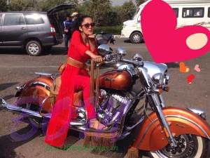 Sheena Chohan on the way to celebrate Valentine Day 2016