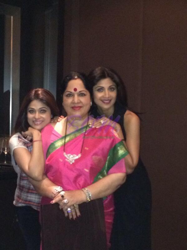 Shilpa Shetty with mother and sister