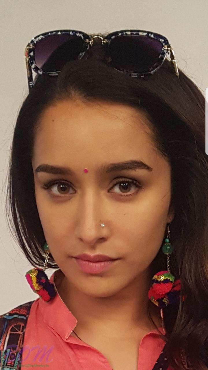 Shraddha Kapoor first look in Batti Gul Meter Chalu