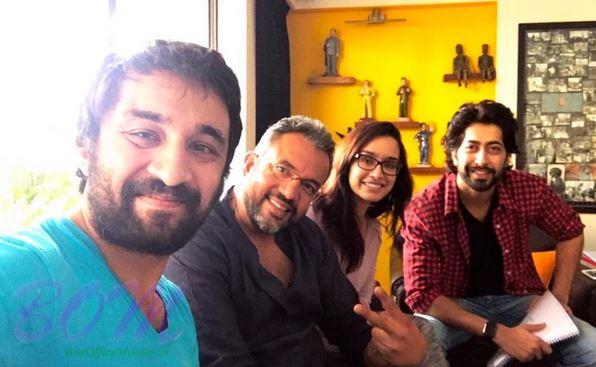 Shraddha Kapoor with Apoorva Lakhia, Siddhanth Kaoor and Ankur Bhatia while shooting for Haseena movie