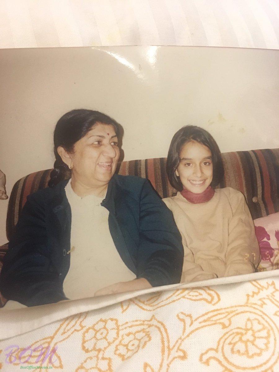 Shraddha Kapoor with swar kokoila Lata Mangeshkar