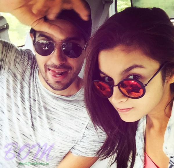 Siddharth Malhotra and Alia Bhatt from Kapoor and sons movie