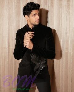 Siddharth Malhotra in Black Blazer