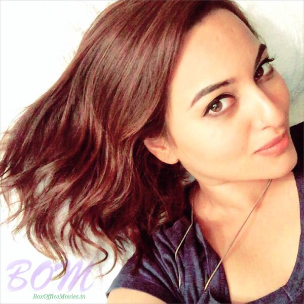 Sonakshi Sinha Sunday Selfie Photo Picture Pic © 