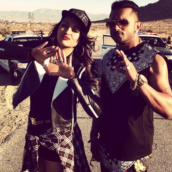 Sonakshi Sinha with Yo Yo Honey Singh for Desi Kalakaar