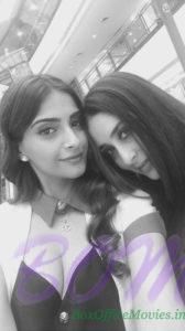 Sonam Kapoor latest selfie with Kareena Kapoor Khan