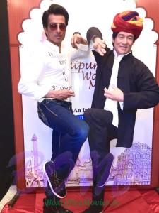 Sonu Sood revealed the wax statue of the legend Jackie Chan at Jaipur Nahargarh Fort