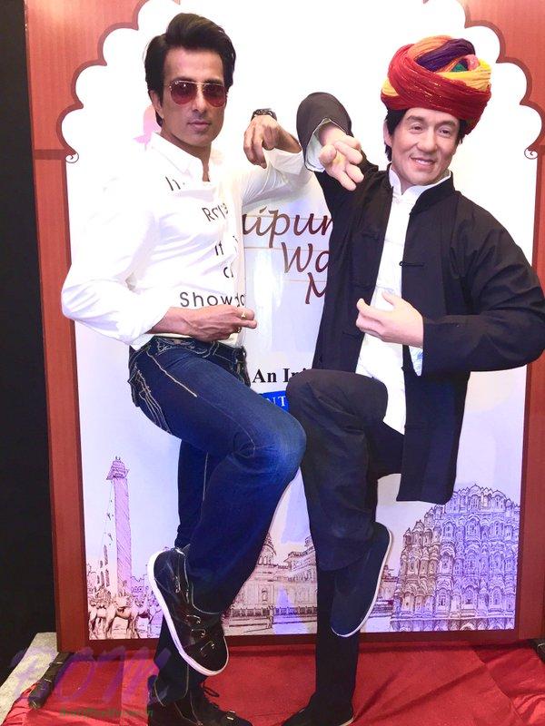 Sonu Sood revealed the wax statue of the legend Jackie Chan at Jaipur Nahargarh Fort