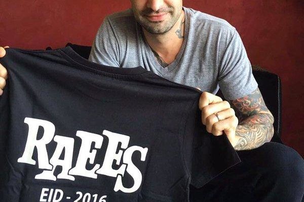 Sunny Leone Husband Daniel Weber ‏with RAEES T-shirt