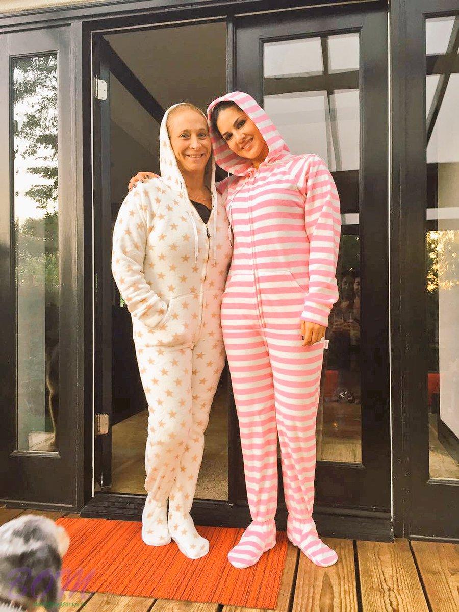 Sunny Leone with Marci Hirsch wearing Jumpin Jammer Photo | Picture