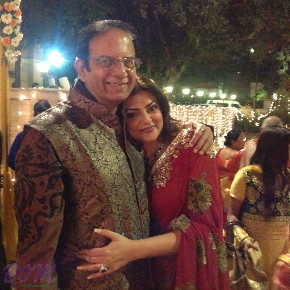 Sushmita Sen with Father Subir Sen