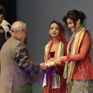 Taapsee Pannu receiving award for PINK by Honourable President of India in 2017