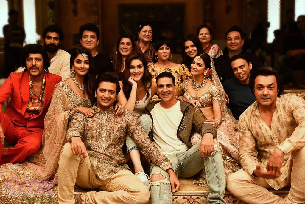 Team picture of Sajid Nadiadwala’s HouseFull 4 on completing the film