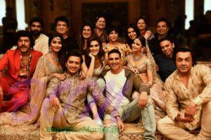 Team picture of Sajid Nadiadwala’s HouseFull 4 on completing the film