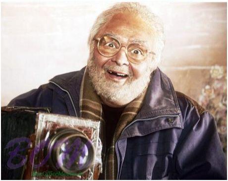 The first look of Rishi Kapoor as a 80 yr grandfather in Sanam Re movie