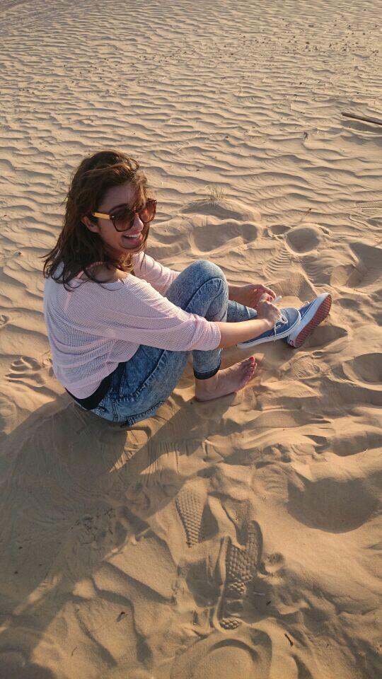 This happened when sand makes Parineeti Chopra clumsy