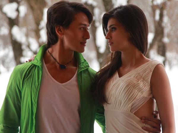 Tiger Shroff and Kriti Sanon Romantic Picture from Heropanti