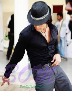 Tiger Shroff's Michael Jackson style picture