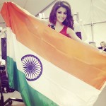 URVASHI RAUTELA pic with Indian Flag for Republic Day 2016