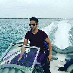 Varun Dhawan shooting a boat scene for his upcoming film Dishoom