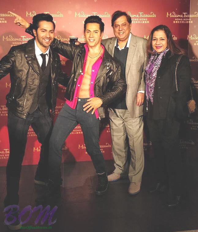 Varun Dhawan with his parents on unveiling his status at Madame Tussauds Hong Kong