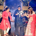 Varun and Alia with Amitabh at Cancer Patients Aid Association fashion show 2017