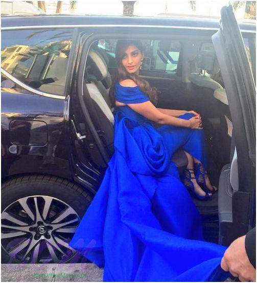 While Sonam Kapoor En route to the 68th Annual event of Cannes 2015