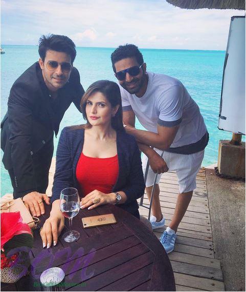 Zareen Khan with Gautam Rode and Chirag Bajaj in Mauritius for Aksar 2