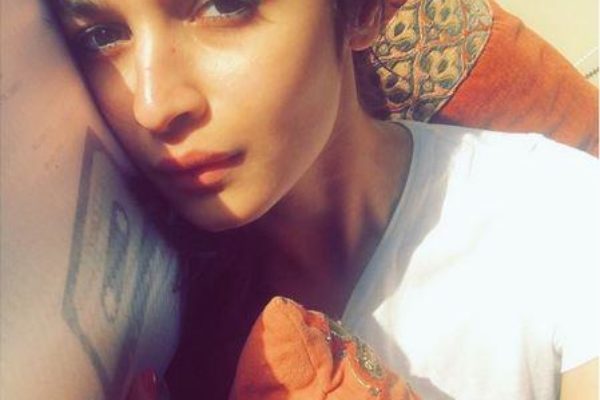 A cosy-ing up picture of Alia Bhatt