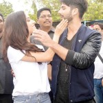 A cute picture of Shraddha Kapoor and Shahid Kapoor