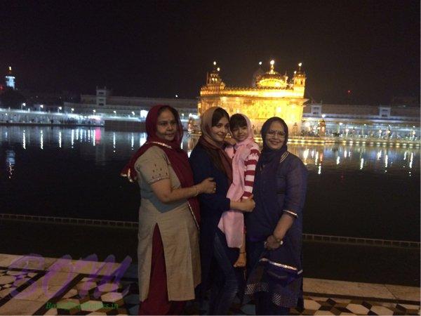 Aishwarya Rai and Aaradhya Bachchan visit the Golden Temple in Amritsar