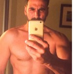 Akshay Kumar rough and tough selfie