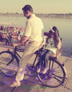 Akshay Kumar with his daughter