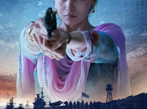 Alia Bhatt hold the gun in this fierce Raazi movie poster