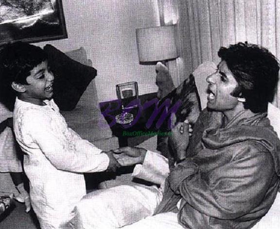 Amitabh Bachchan and child Abhishek Bachchan - a moment of pride - Family Pic