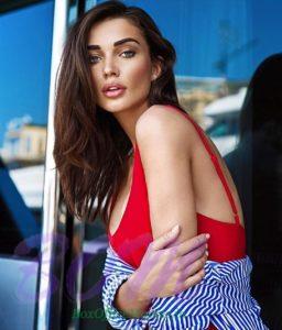 Amy Jackson stylish pic on loving summer 2017
