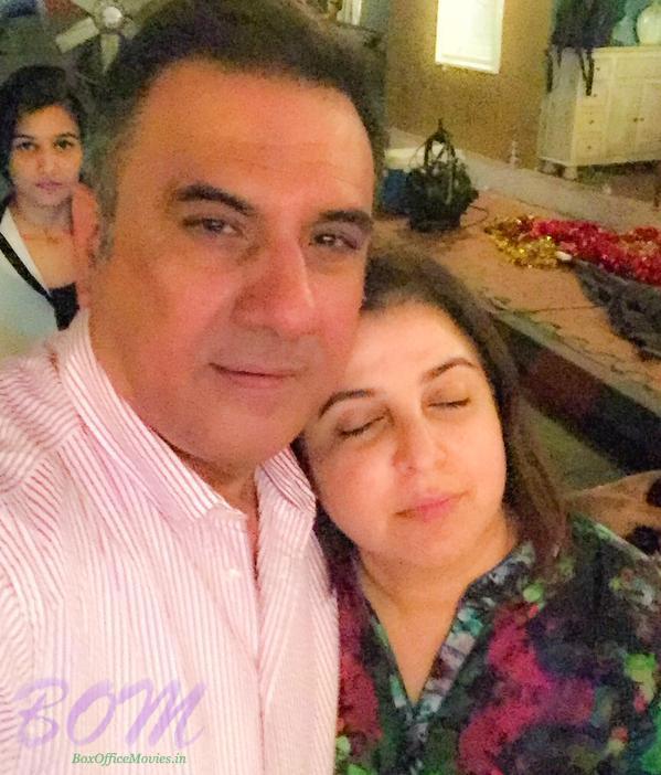 Boman Irani selfie with Farah Khan