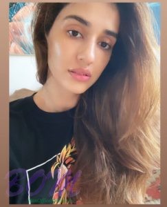 Disha Patni gorgeous selfie